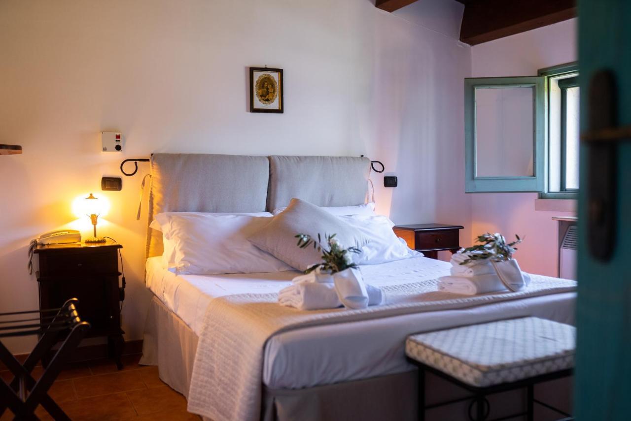 Masseria Montepaolo Dimora Di Charme Conversano Eksteriør billede