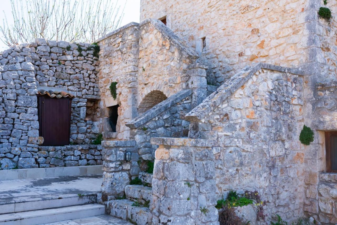 Masseria Montepaolo Dimora Di Charme Conversano Eksteriør billede