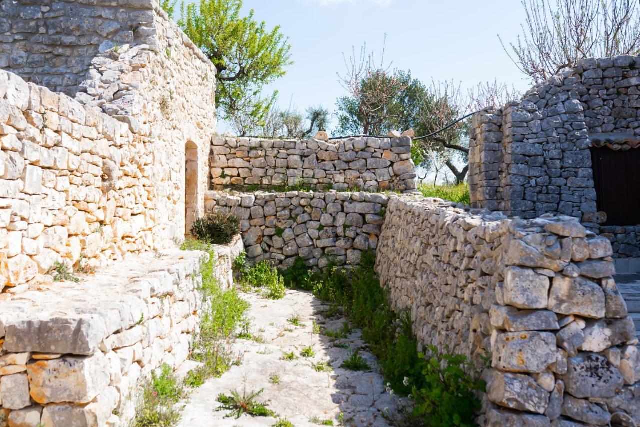 Masseria Montepaolo Dimora Di Charme Conversano Eksteriør billede