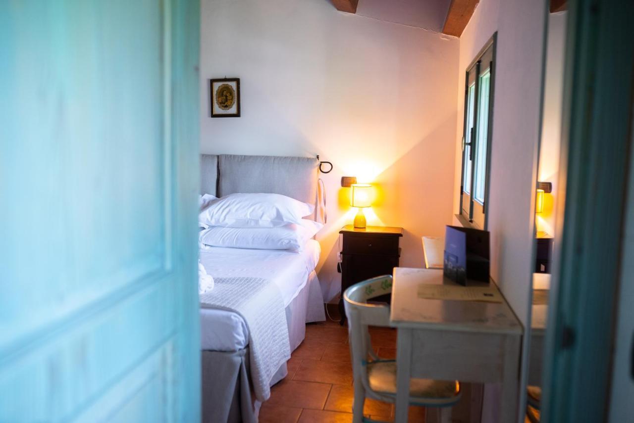 Masseria Montepaolo Dimora Di Charme Conversano Eksteriør billede