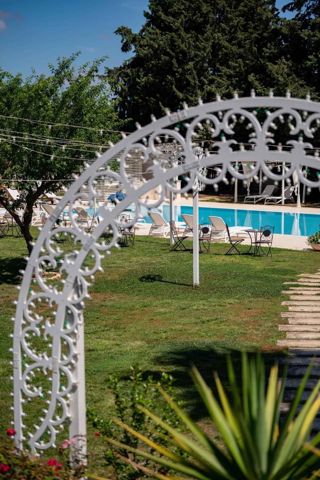 Masseria Montepaolo Dimora Di Charme Conversano Eksteriør billede
