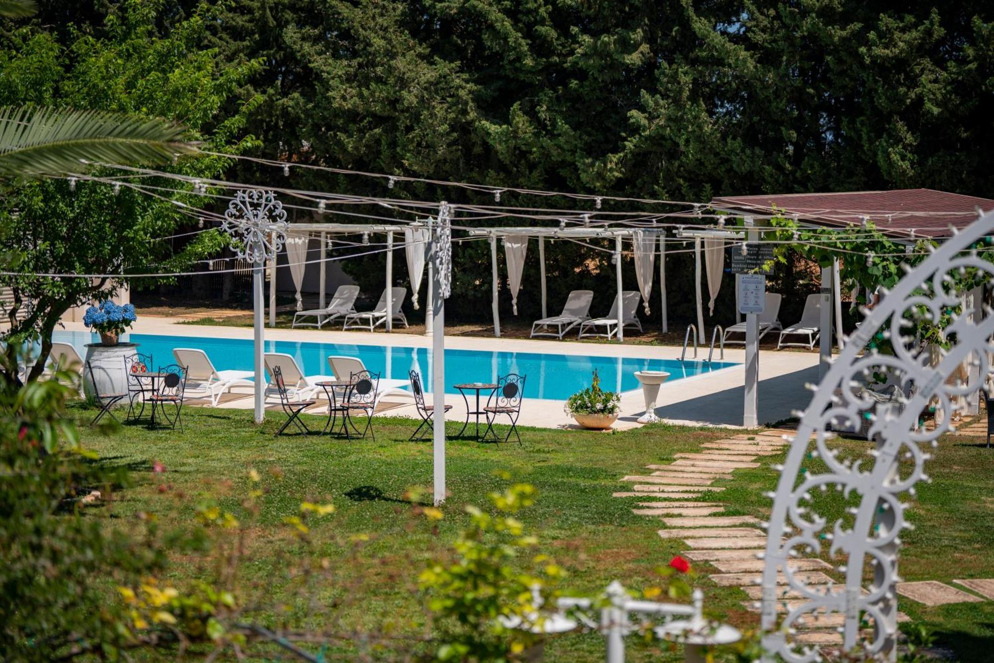 Masseria Montepaolo Dimora Di Charme Conversano Eksteriør billede