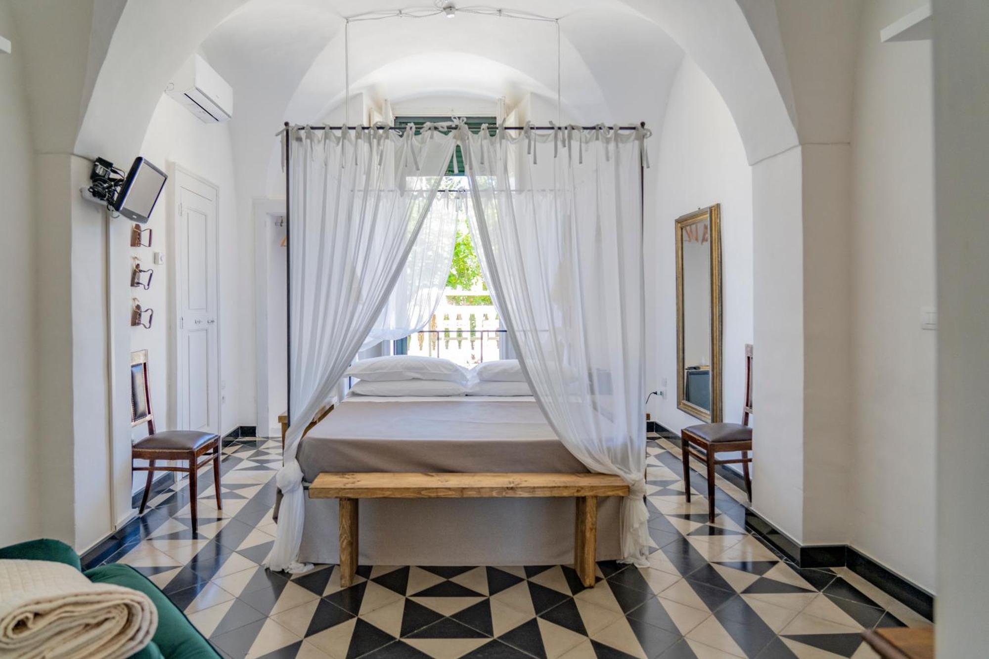 Masseria Montepaolo Dimora Di Charme Conversano Eksteriør billede