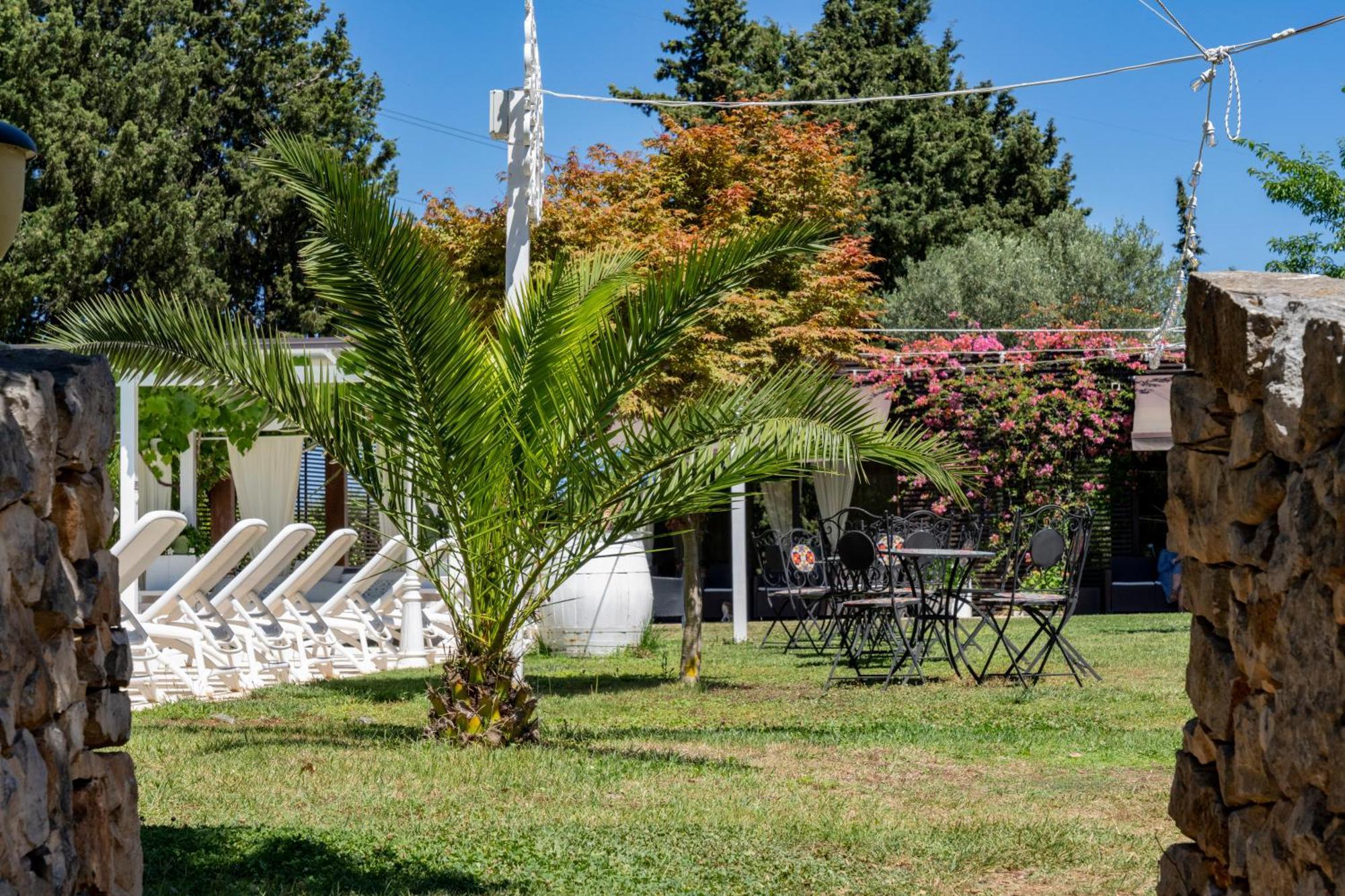 Masseria Montepaolo Dimora Di Charme Conversano Eksteriør billede