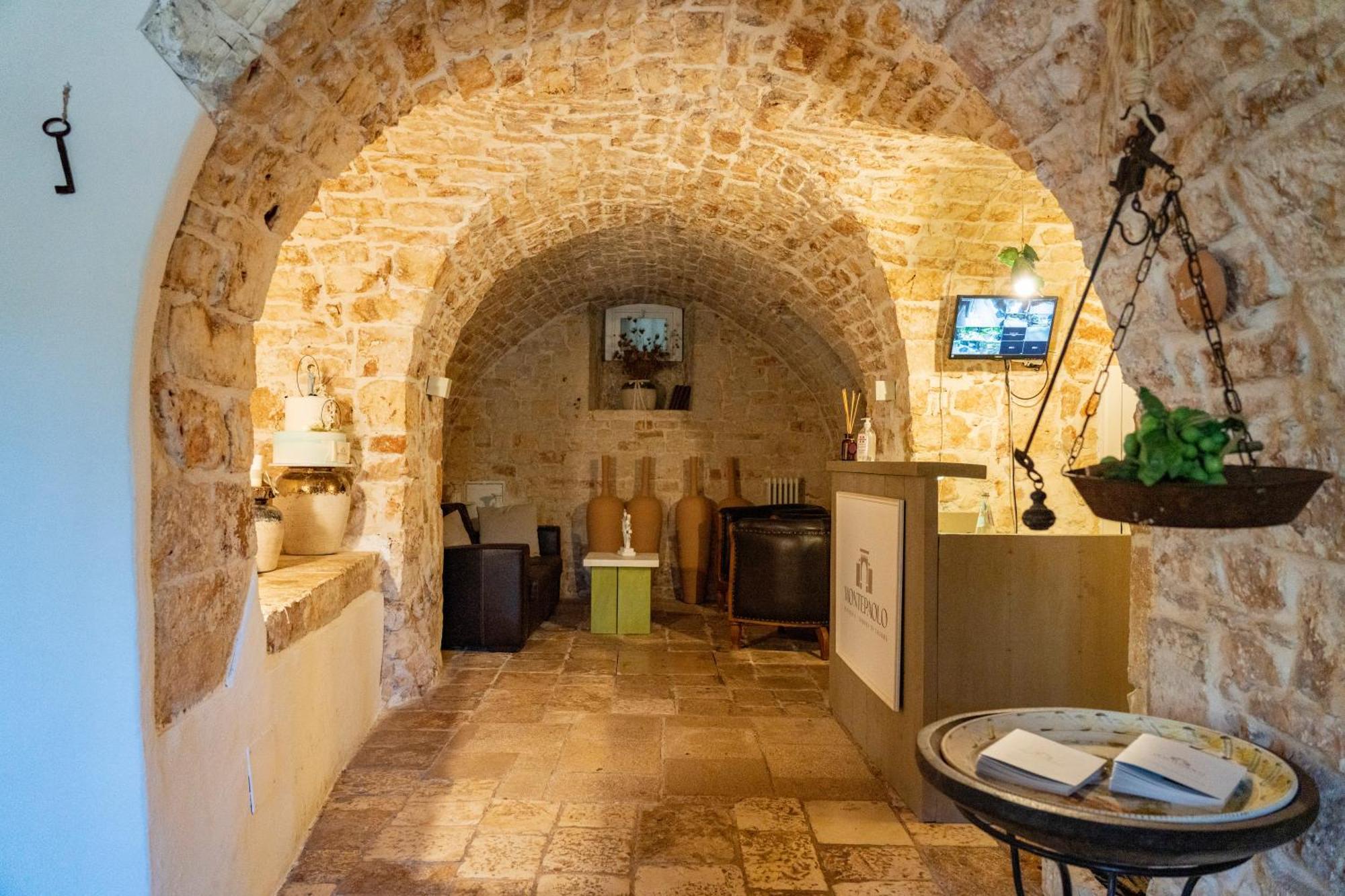 Masseria Montepaolo Dimora Di Charme Conversano Eksteriør billede